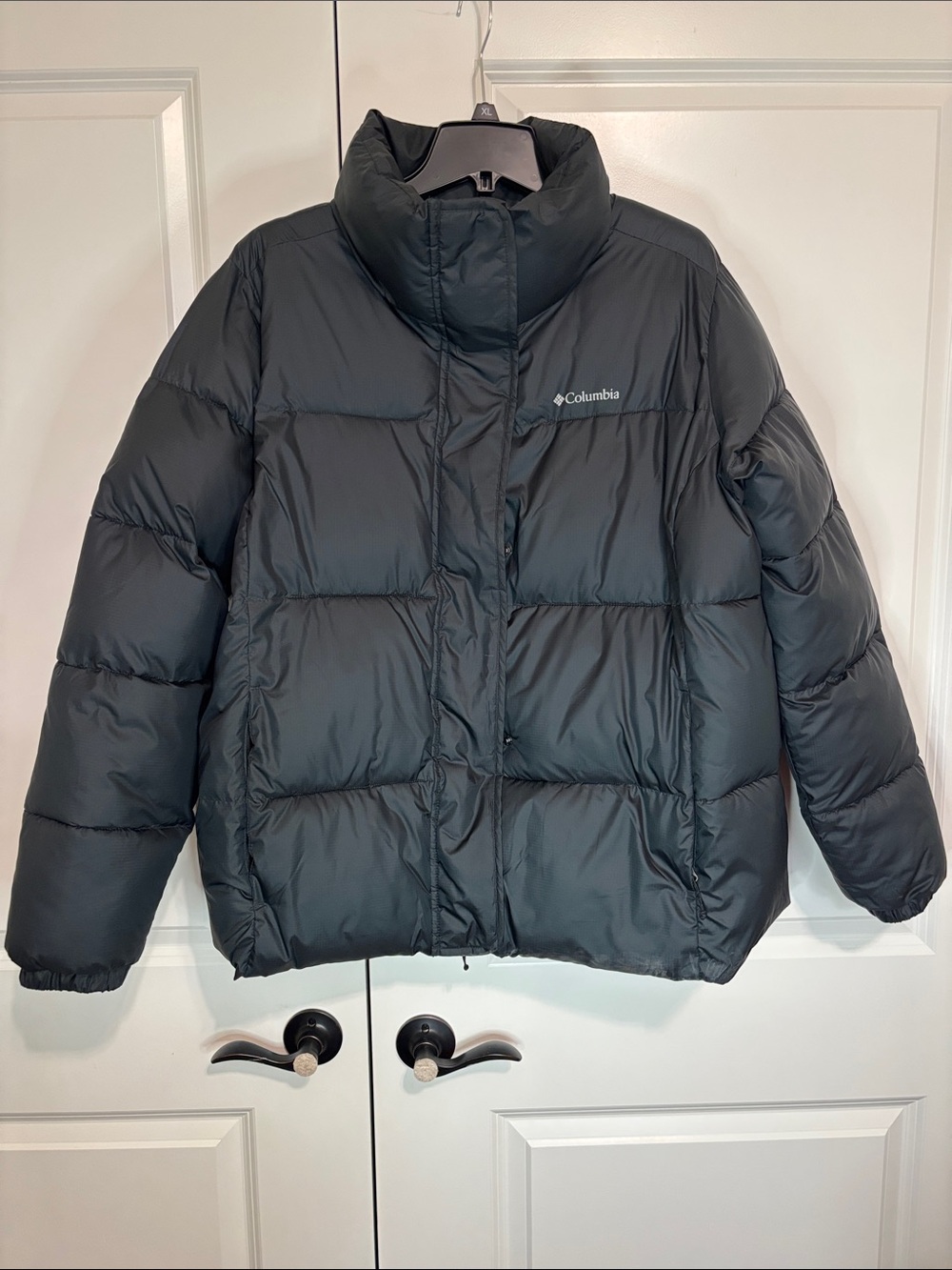 Columbia Women’s Black Puffer Jacket